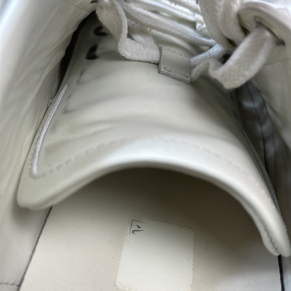 ‼️‼️‼️SOLD‼️‼️‼️Gucci Ace Sneaker with embroidered bee size 36 women sneaker - Picture 9 of 11